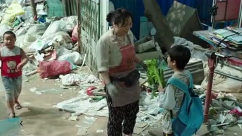 Đừng để trẻ sống quá sung sướng ở độ tuổi chúng có thể chịu đựng được khó khăn Đừng để trẻ sống quá sung sướng ở độ tuổi chúng có thể chịu đựng được khó khăn