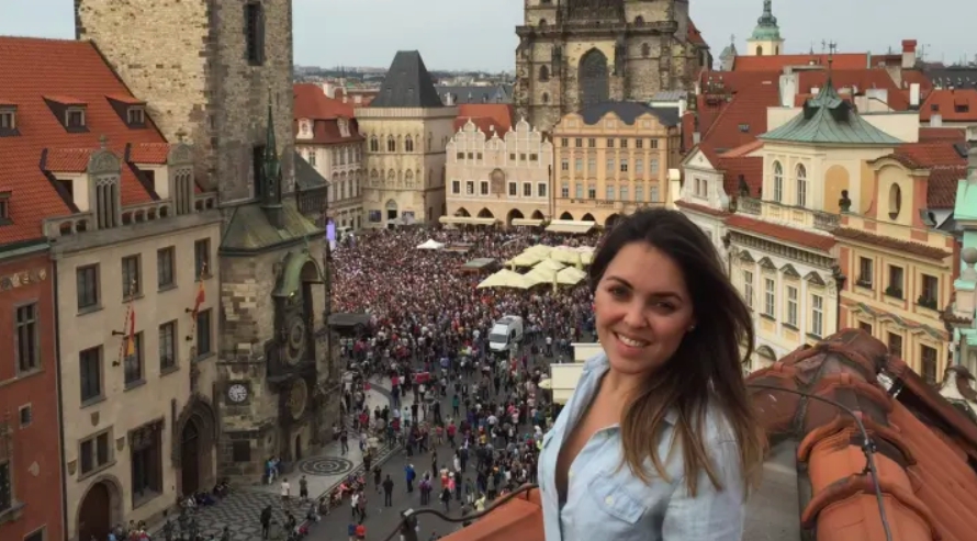 3 ngành nghề hưởng lợi lớn khi AI phát triển: Vừa tiết kiệm thời gian, vừa dễ kiếm bộn tiền, thù lao tới 2,3 triệu đồng/giờ - Ảnh 2. 3 ngành nghề hưởng lợi lớn khi AI phát triển: Vừa tiết kiệm thời gian, vừa dễ kiếm bộn tiền, thù lao tới 2,3 triệu đồng/giờ - Ảnh 2.