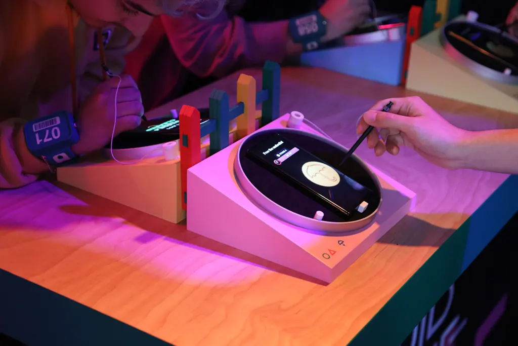 Samsung và Netflix đưa Squid Game vào đời sống ở Los Angeles - Ảnh 3