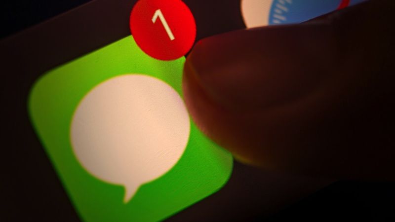 Cách xem lịch sử chỉnh sửa tin nhắn trên iPhone