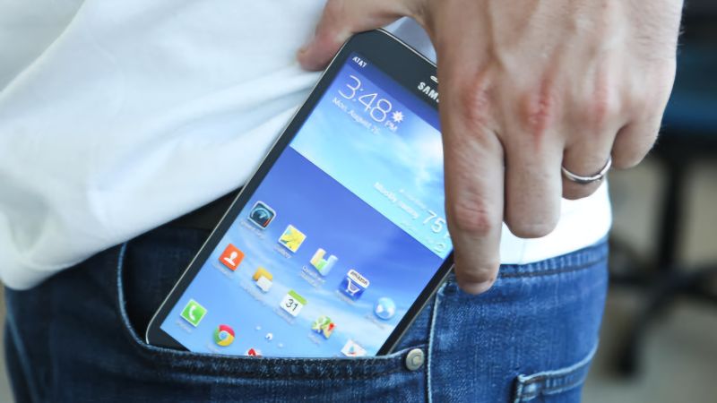 Nếu bạn để điện thoại vào túi, hãy nhớ tắt tính năng này