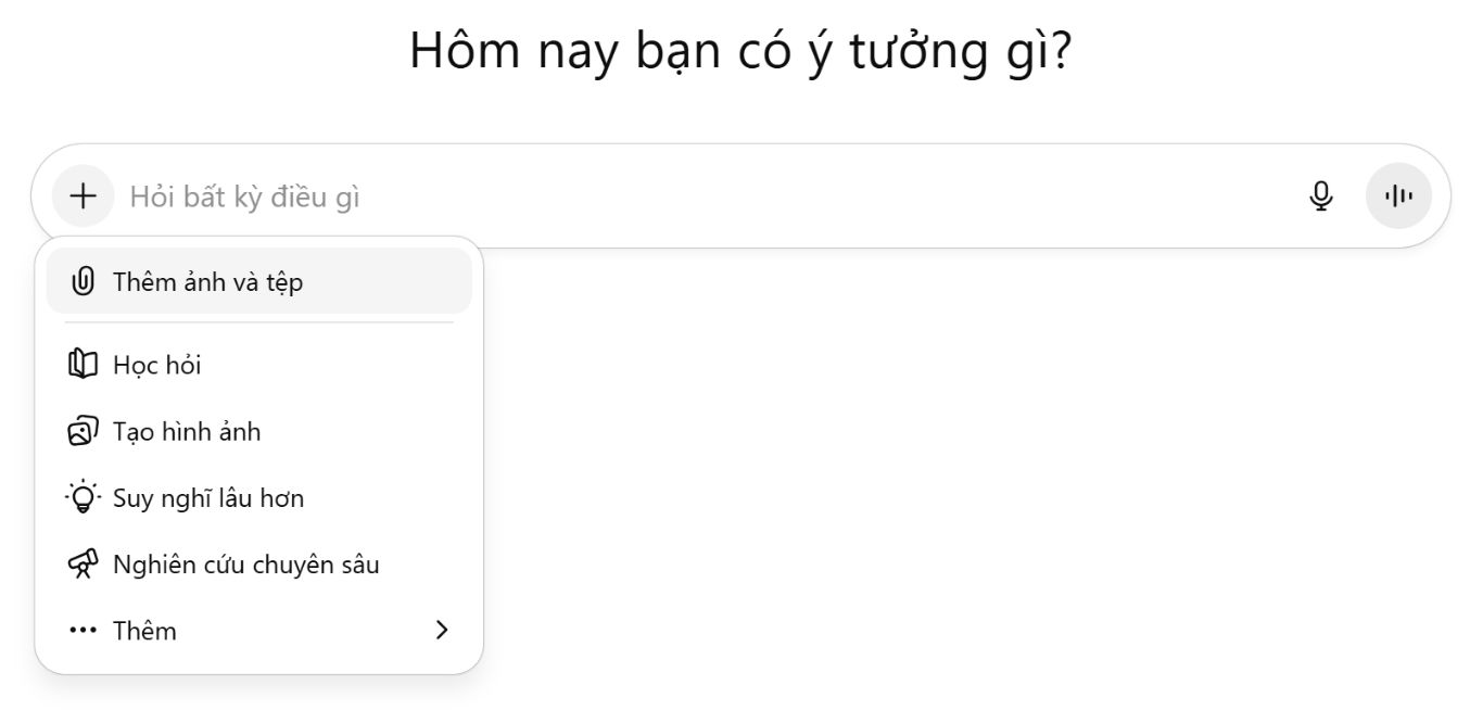 Cách dùng ChatGPT tạo ảnh chụp với rừng cờ Tổ quốc để chào mừng ngày 2/9 - 1