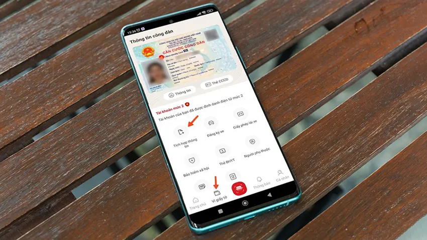 Ứng dụng VNeID thay thế các giấy tờ bản cứng