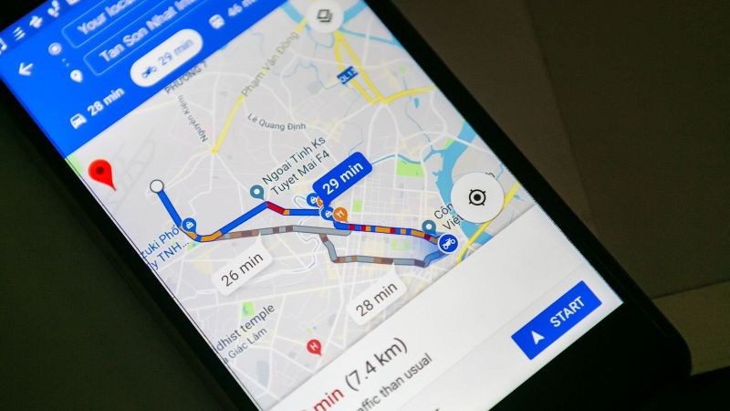 Google Maps cho xem bản đồ miễn phí suốt 20 năm qua, vậy ứng dụng này kiếm tiền kiểu gì?
