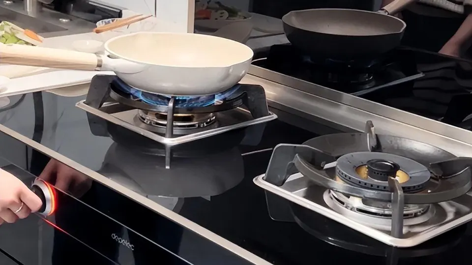 4 thói xấu khi dùng bếp gas: Tưởng không hại mà hại chết người