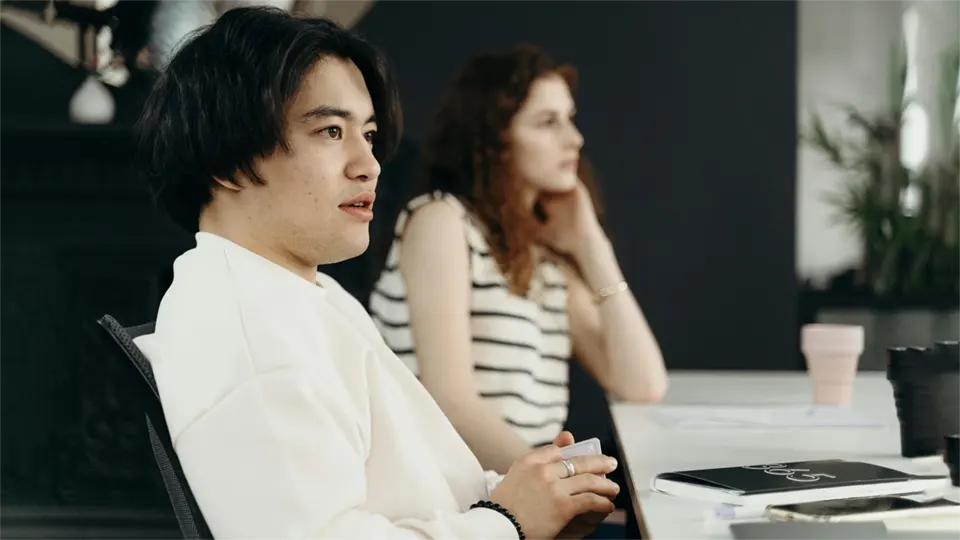 Đánh giá quá cao ý kiến của người khác