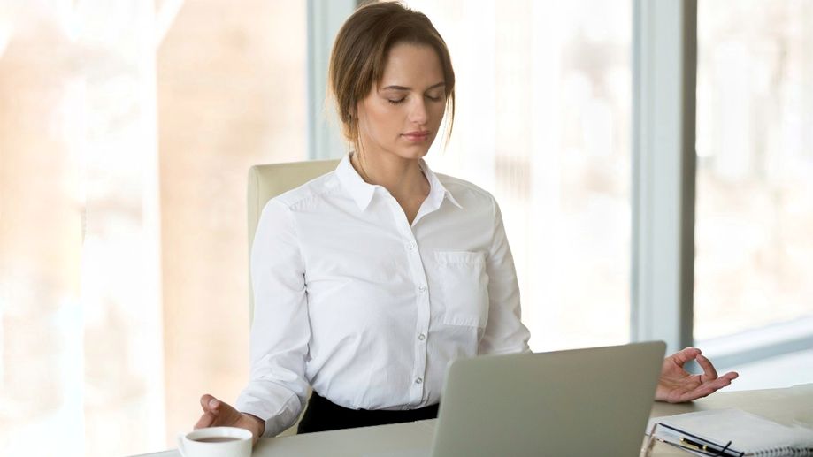 Học cách bình tĩnh trước sóng gió và không phản ứng thái quá trước mọi tình huống