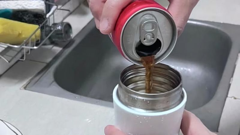 Khuyên thật: 5 thứ này cho vào bình giữ nhiệt thì ngang "thuốc độc", ngấm ngầm hại cơ thể