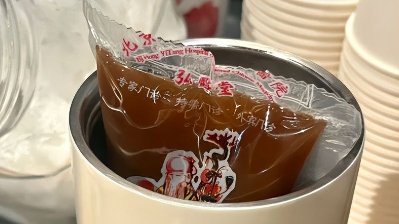 Khuyên thật: 5 thứ này cho vào bình giữ nhiệt thì ngang "thuốc độc", ngấm ngầm hại cơ thể - Ảnh 2