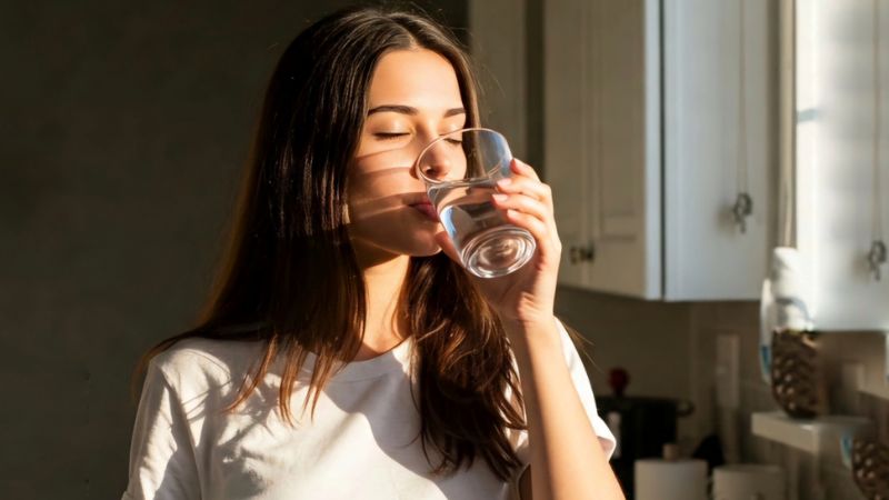 3 điều cần làm sau khi ngủ dậy để giảm mỡ bụng hiệu quả