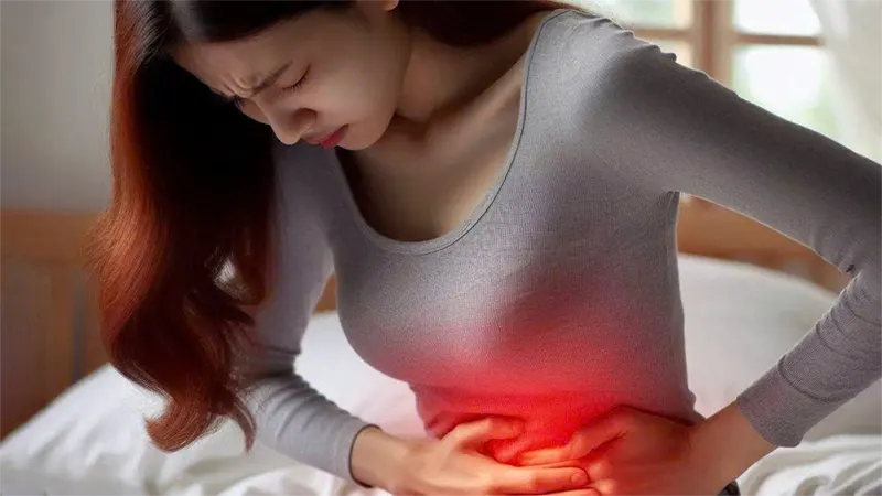 Bệnh viêm ruột thường gây đau bụng dữ dội và tiêu chảy