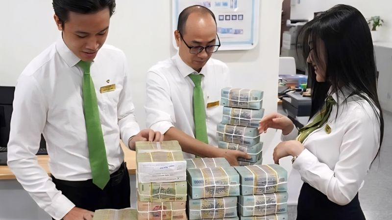 Tính thuế thu nhập cá nhân với tiền ăn giữa ca của công nhân?